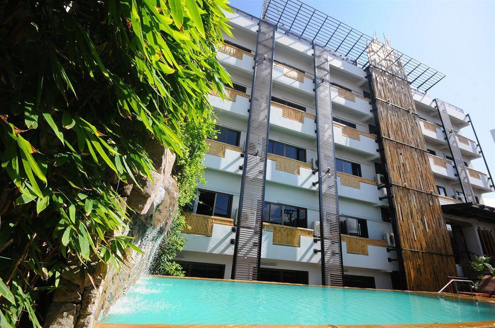 Отель Bamboo House Phuket Карон Экстерьер фото