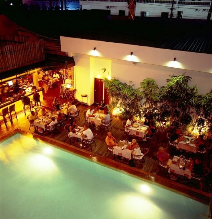 Отель Bamboo House Phuket Карон Экстерьер фото